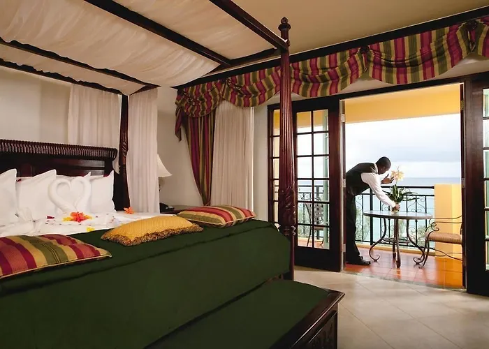 Jewel Dunn's River Adult & Ocho Rios