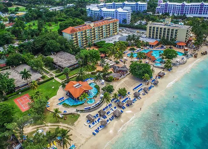 Jewel Dunn's River Adult & 4*